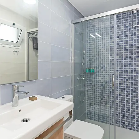 Villa Lovely 3-bed In Puerto Del Carmen